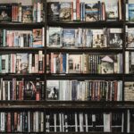 Tumpukan buku bacaan